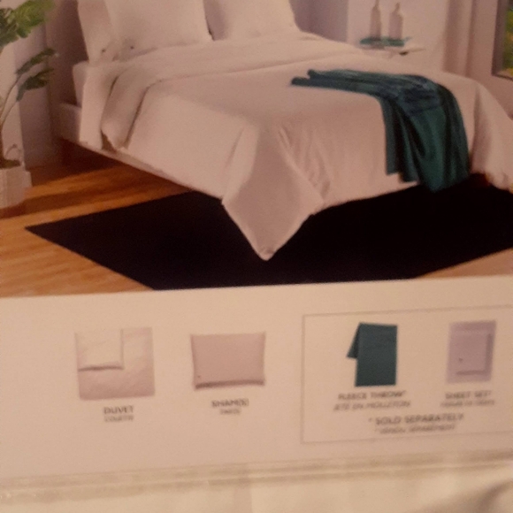 LACOST DUVET SET - Picture 5 of 7